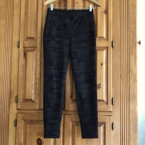 Anthropologie Sanctuary camo leggings Nice mid weight. Good used condition